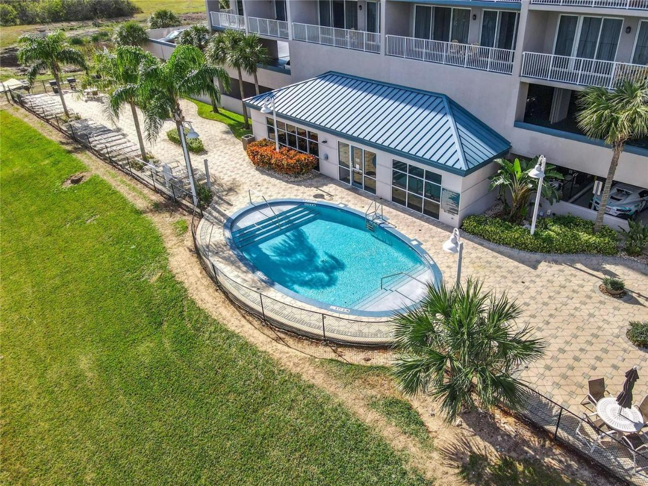 Sunshine Oasis - Orlando Lakefront Luxury Lake Buena Vista Exterior photo