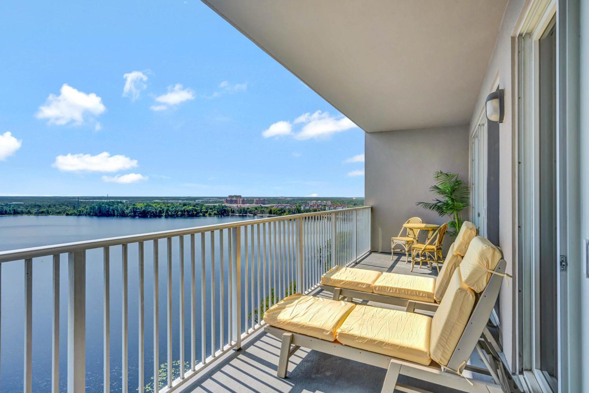 Sunshine Oasis - Orlando Lakefront Luxury Lake Buena Vista Exterior photo