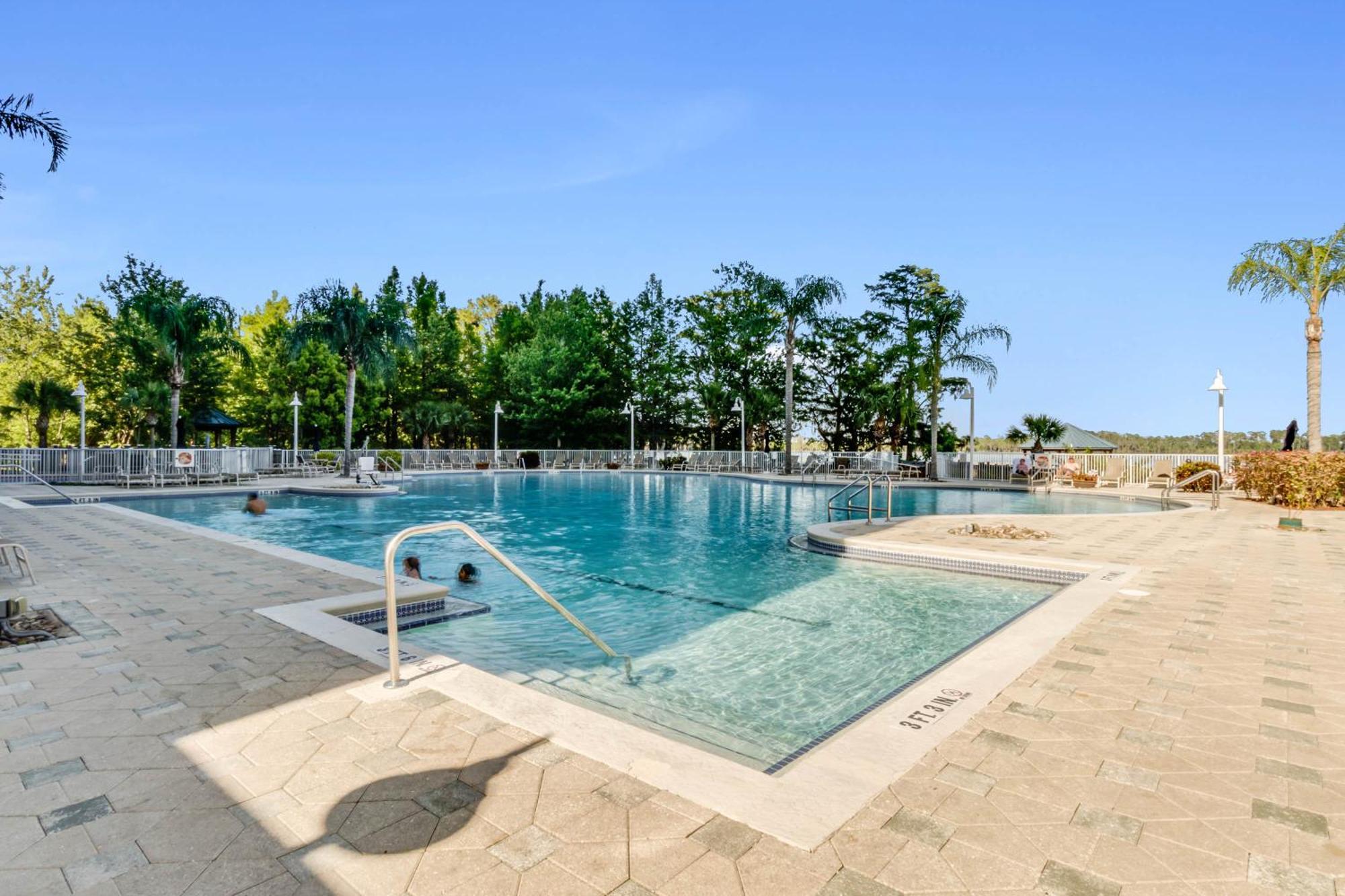 Sunshine Oasis - Orlando Lakefront Luxury Lake Buena Vista Exterior photo
